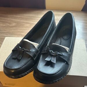 Clarks Black Leather Loafers – Women’s 8.5 Comfort Work Shoes
